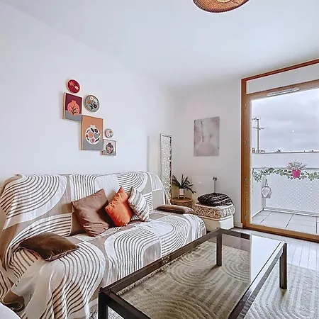With Terrace 100m From Paris Vanves